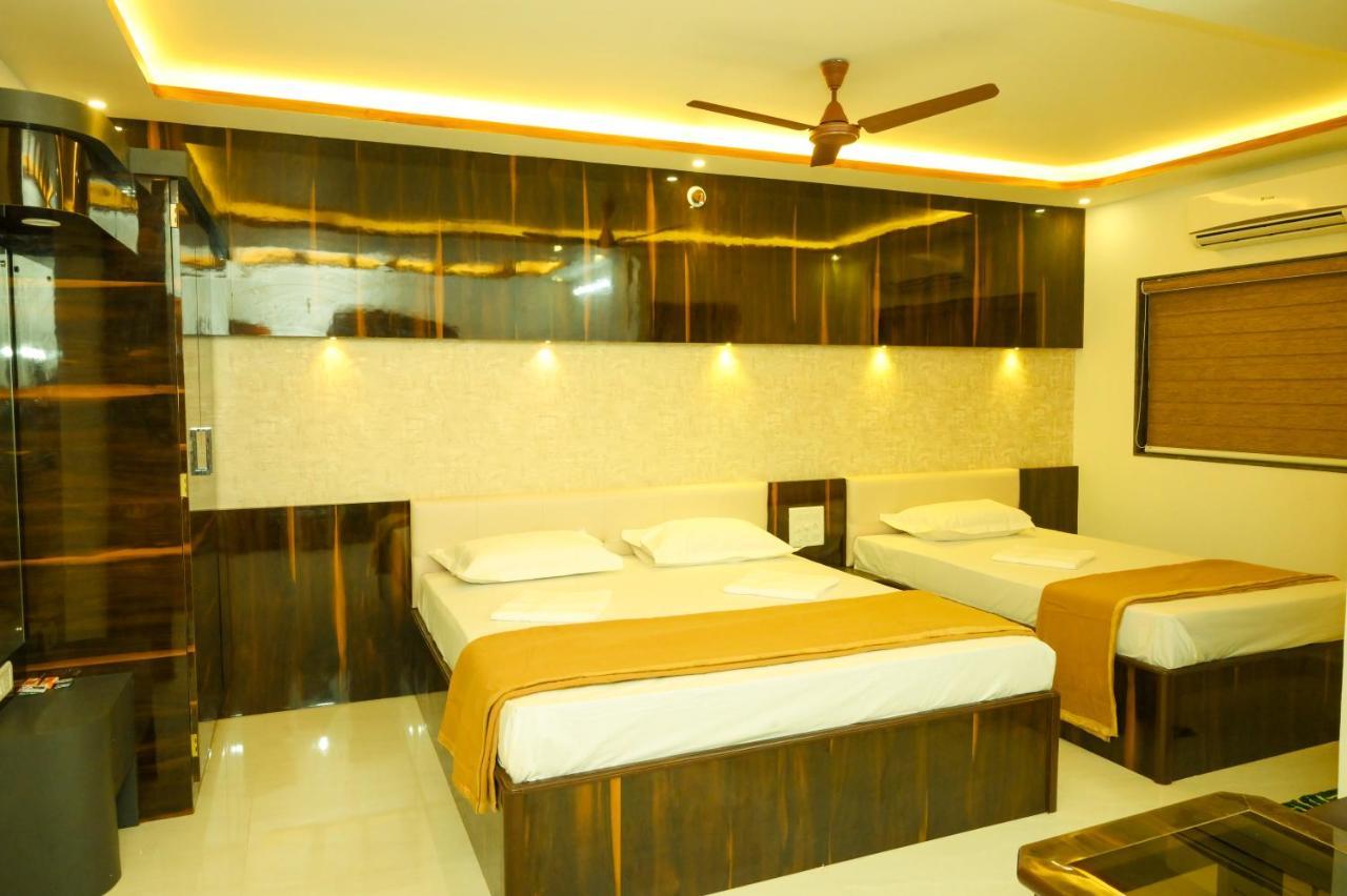 Отель S S Residency Padubidri Экстерьер фото